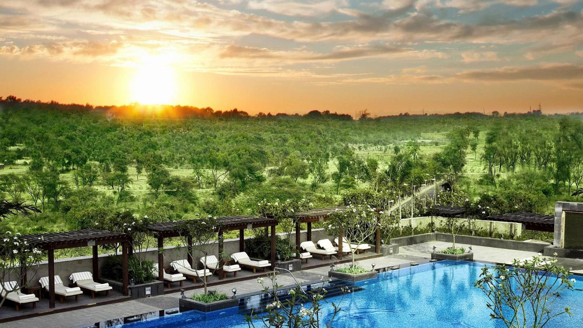 The Leela Ambience Gurugram Hotel&Residences Gurgaon Exterior foto